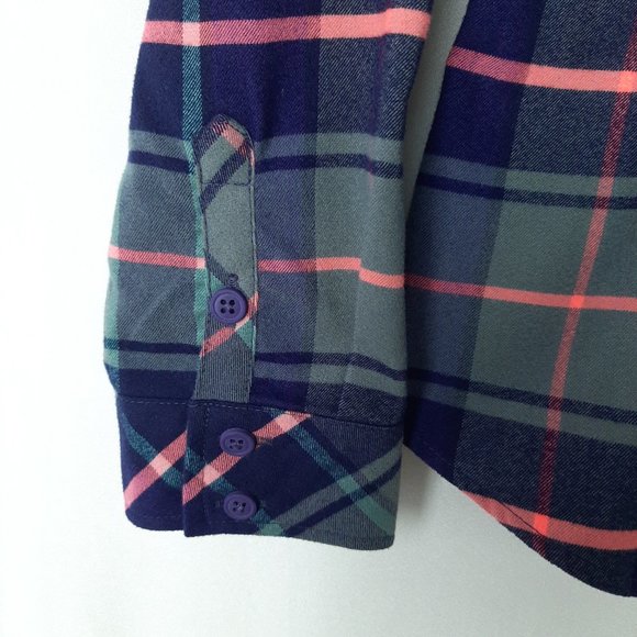 Columbia Flannel Plaid Shacket Shirt - Picture 3 of 10